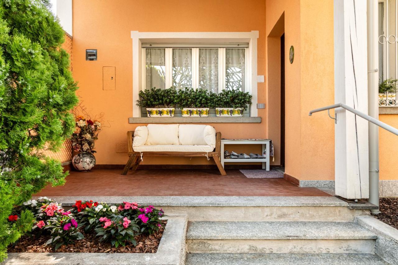 Ghe Sem Morazzone B&B Gazzada Экстерьер фото