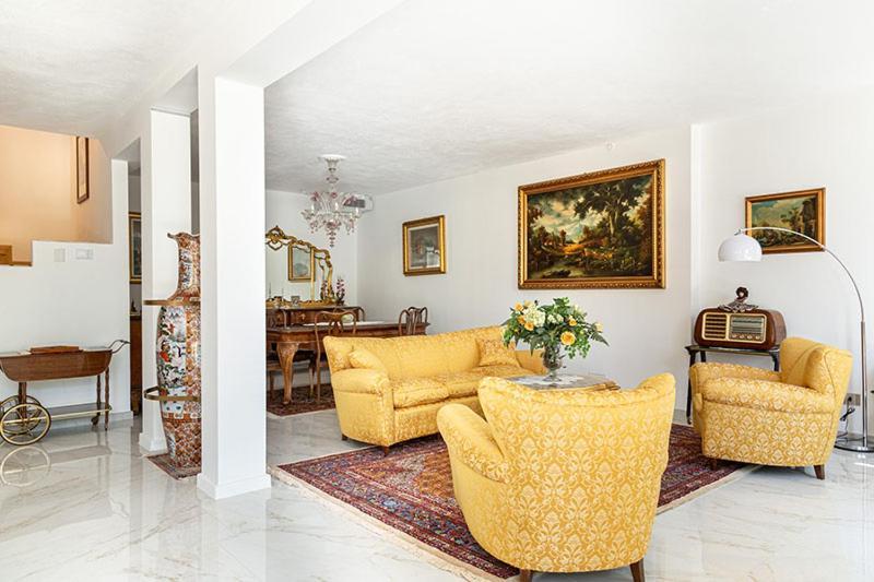 Ghe Sem Morazzone B&B Gazzada Экстерьер фото